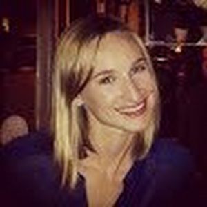 Meet your Posher, Holly paige